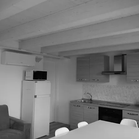 Apartman Amare *